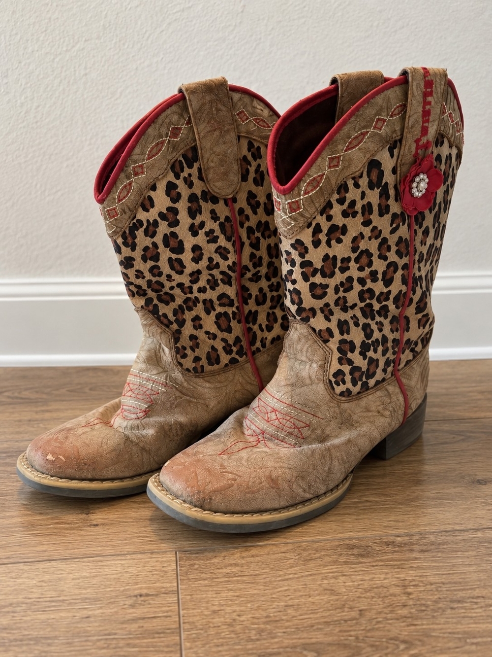 Twister Kids Leopard Print Western Cowboy Boots – Size 1